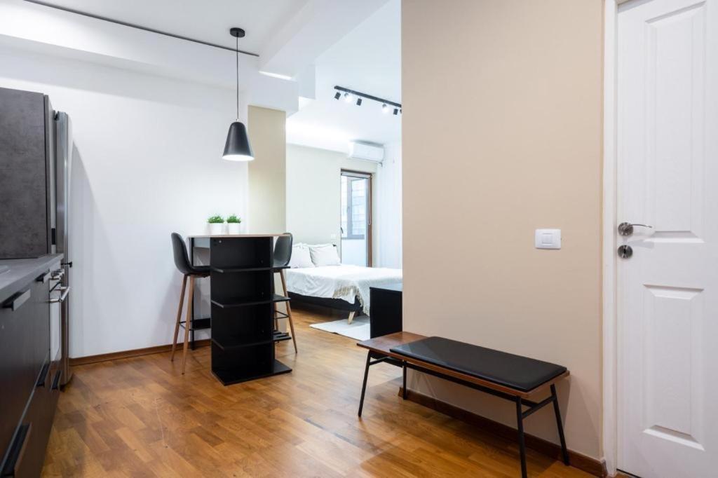Wonderful Victorie Apartment Bucharest Exterior photo